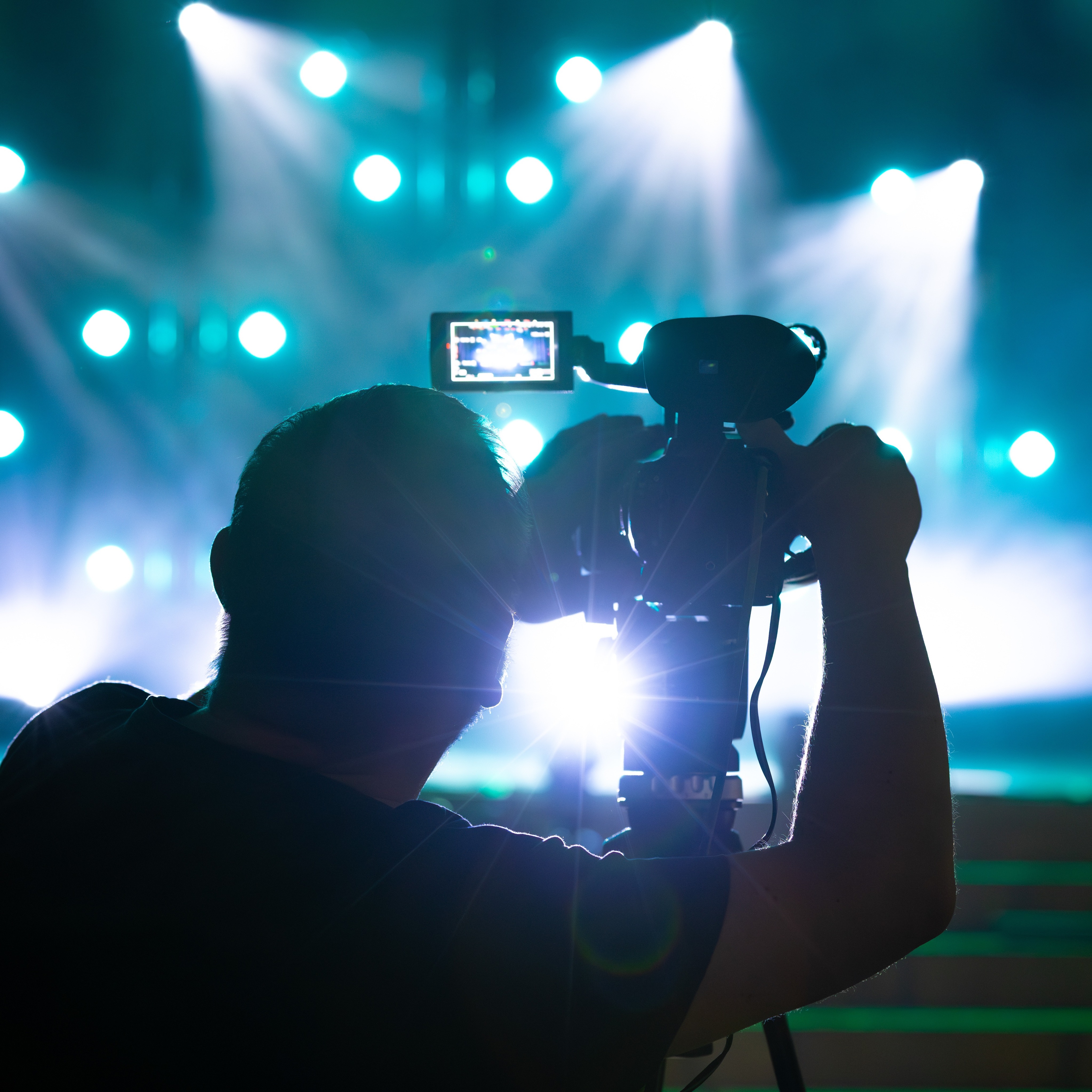 Live event production, captured from every angle.
From camera operators and multi-camera coverage to sound, lighting and technical support, Tomorrow’s Creative provides experienced crews for live events across the UK.
Conferences, awards ceremonies, performances or branded events, we build the right crew and production setup around your brief.
Tomorrow’s Creative — Your National Production Partner.
#TomorrowsCreative #LiveEventProduction #EventFilming #CameraCrew #MulticamProduction #VideoProductionUK #ProductionCrew #NationalProductionPartner